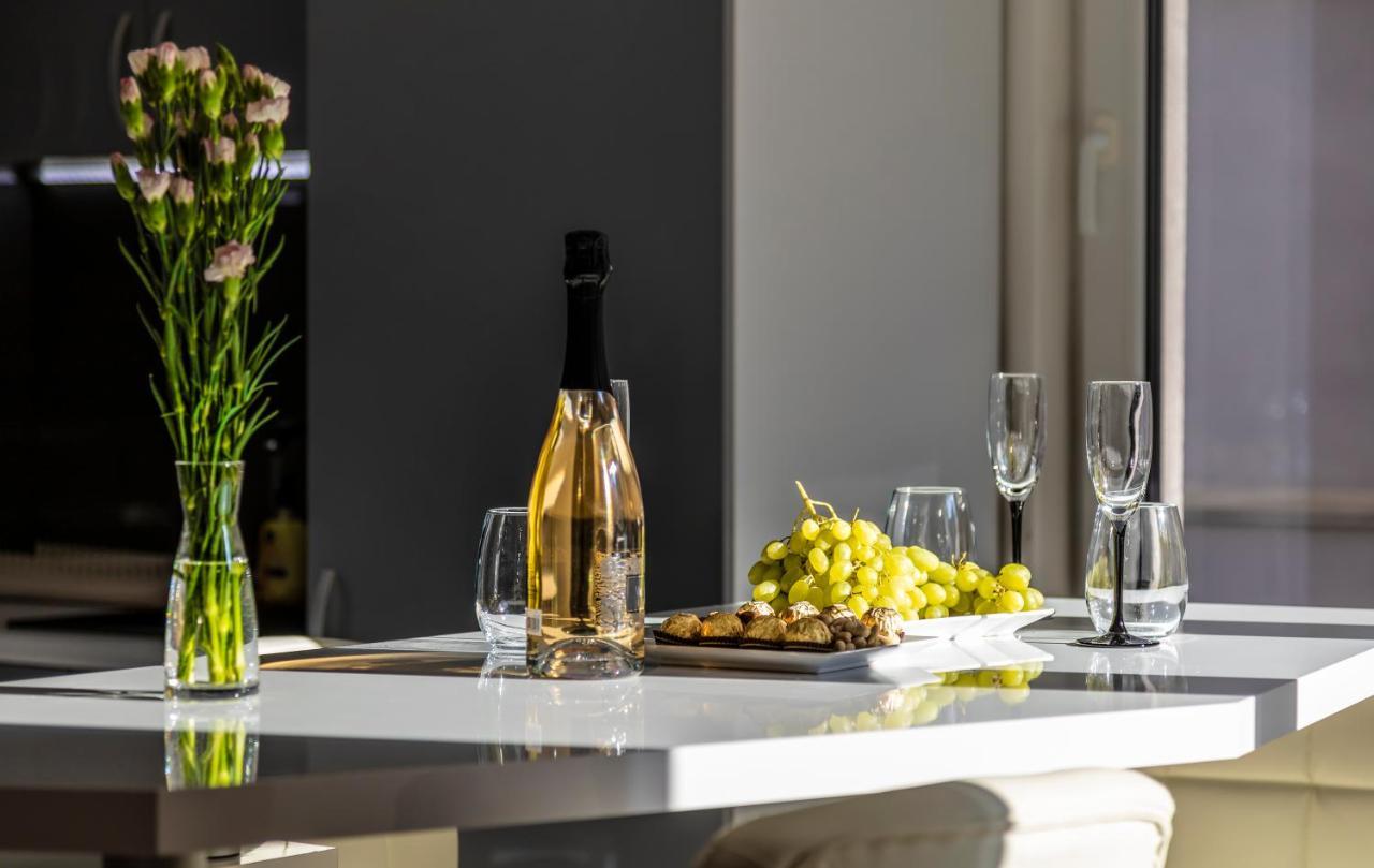 Modern 1Bd Flat With A Parking Near The City Centre By Flat Mаnager プロヴディフ エクステリア 写真